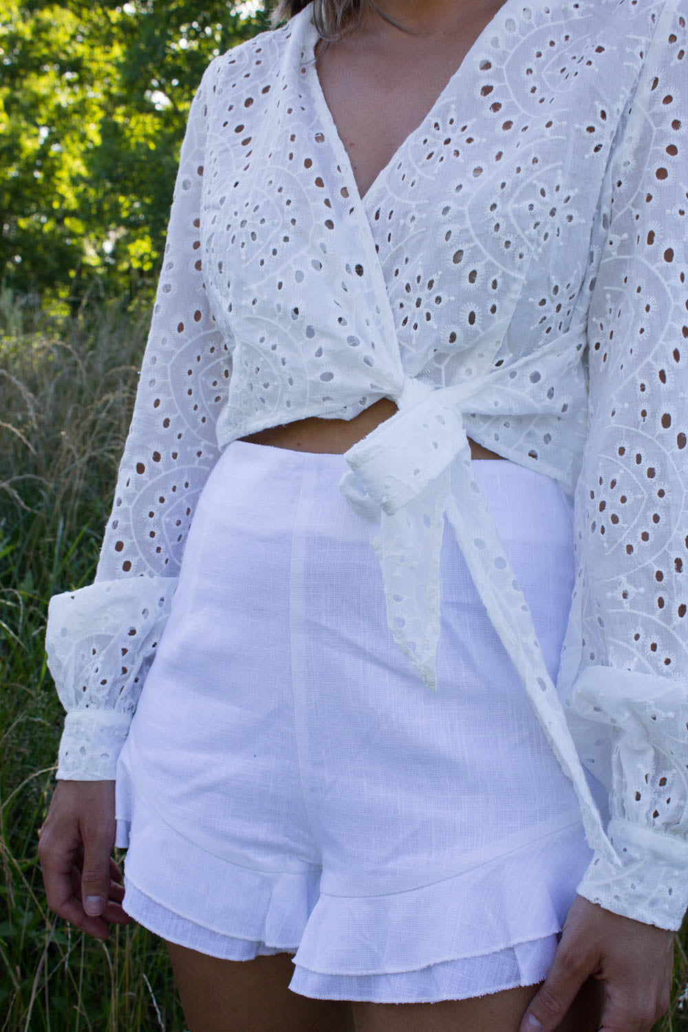 MOONSTONE EYELET TOP