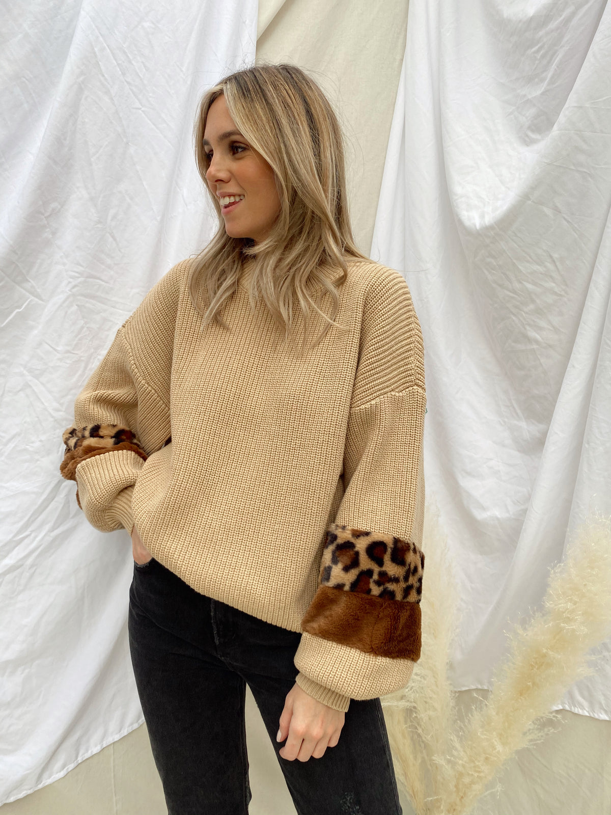 EASTON TAUPE SWEATER