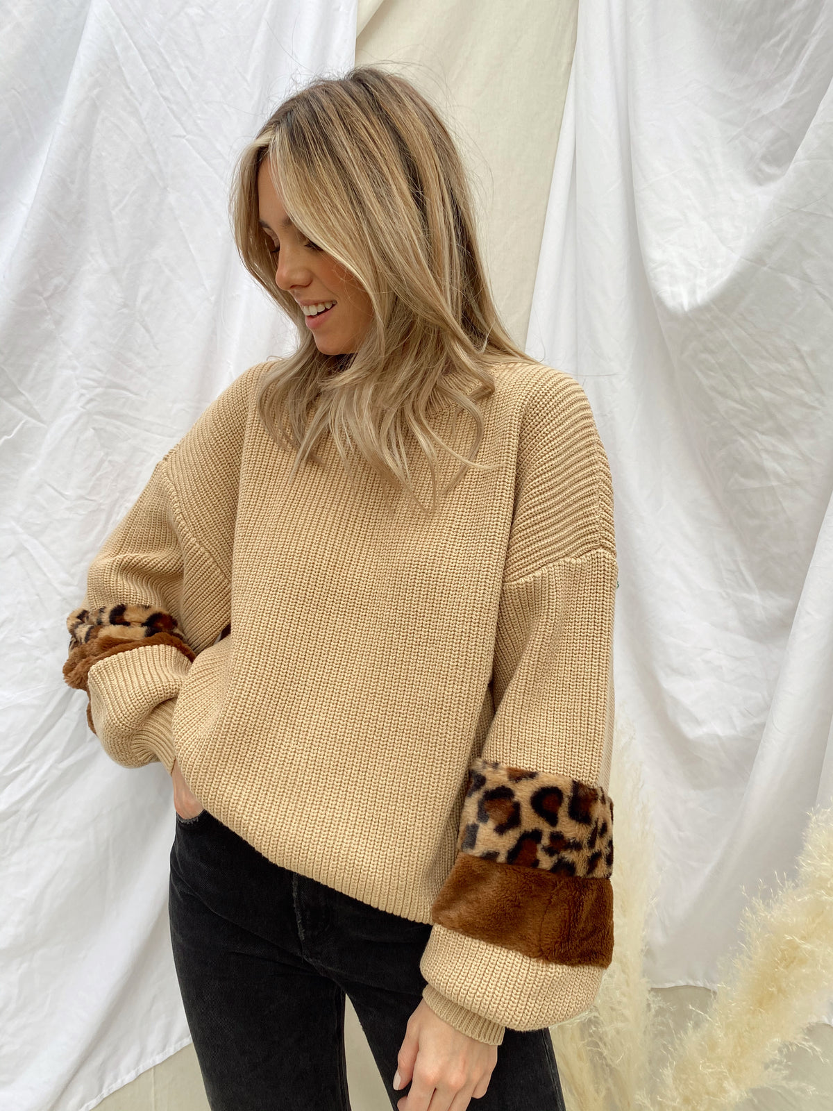 EASTON TAUPE SWEATER