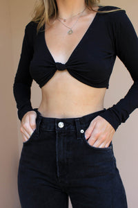 KATIANA TWIST CROP TOP