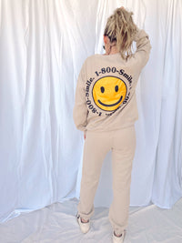 SMILE TAN CREWNECK